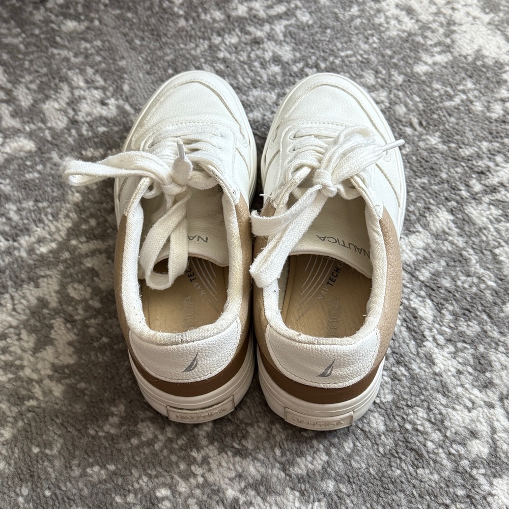 Nautica Women's Grelle White Sneaker Size 7 Shoes Lace Up Flats Taupe - Picture 8 of 11